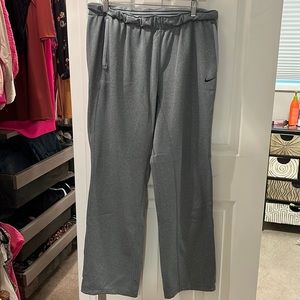 NIKE - grey sweat pants